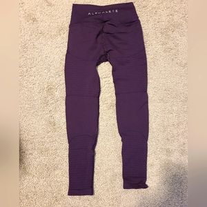 Alphalete R6 Leggings in Purple Noir
